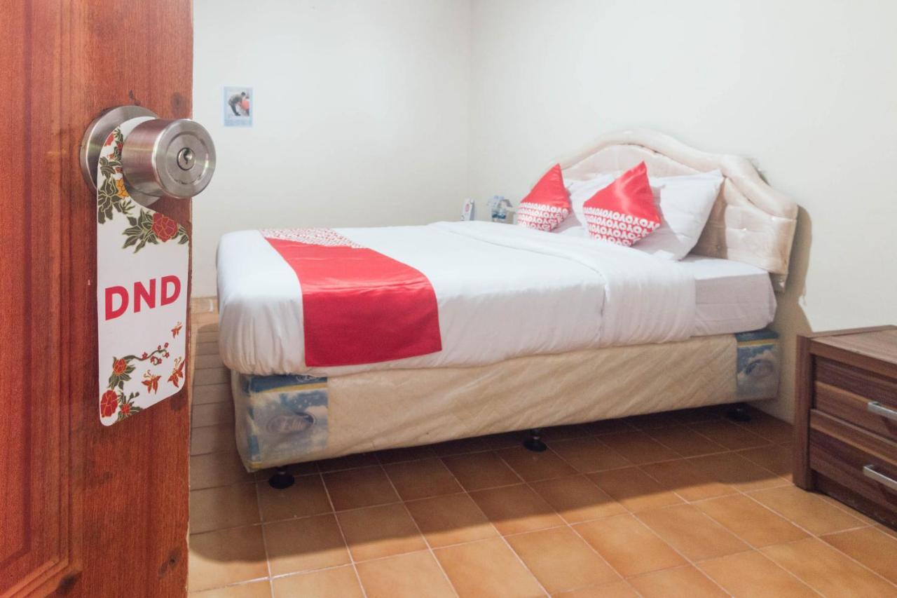 Oyo 1688 Collin Beach Hotel Ambon Zewnętrze zdjęcie